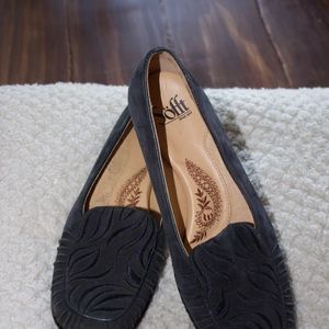 SOFFT Beautiful slip-on Shoes - Leather Upper!